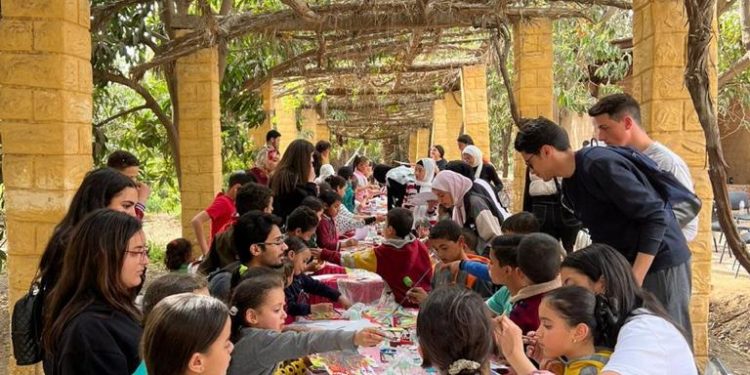 الأندية الطلابية بالجامعة الأمريكية تواصل جهودها لمساعدة غير القادرين في رمضان