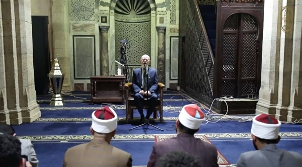 الدكتور حبيب الله حسن: التواضع خلق نبيل يصل به الإنسان لقمة العبودية الحقة لله