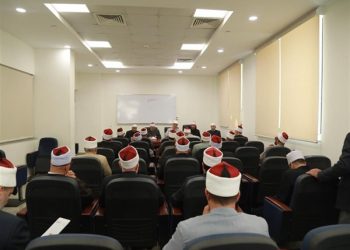 أمين البحوث الإسلامية رسالتكم ينبغي أن تكون قوية وفاعلة في دعم التسامح ومواجهة السلوكيات المنحرفة خلال لقائه بمديري وعظ الجمهورية