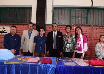 رئيس جامعة سوهاج يفتتح معرض جامعة الطفل الخيري لصالح الأيتام