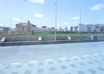 وزير التعليم العالي يتفقد أعمال التطوير بمستشفى الثدي