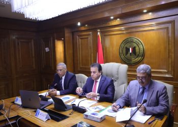 وزير التعليم العالي يرأس اجتماع هيئة تمويل العلوم والتكنولوجيا