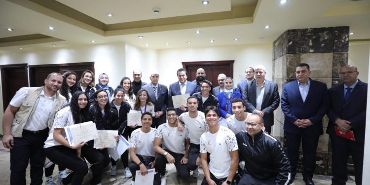 وزير التعليم العالي يوجه بتنظيم الدورة الصيفية للجامعات والمعاهد المصرية