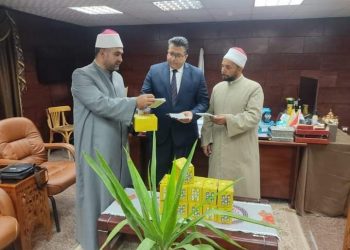 «الأوقاف» تهدي التعليم مجموعة " رؤية " الإصدار الثاني