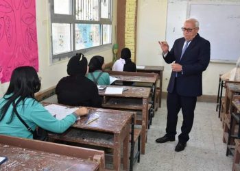 نرصد آراء طلاب الإعدادية ببورسعيد عن تجربة الامتحان البابل شيت