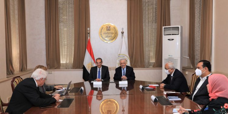 طارق شوقي: نستهدف خلق جيل مدرك للتطورات الراهنة يفهم المهارات التكنولوجية