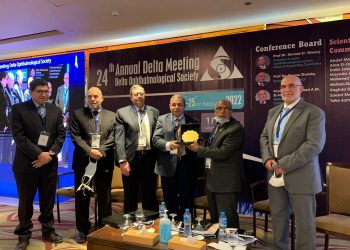 ﻿الدلتا الرمدية تكرم رئيس أقسام طب وجراحة العيون الأسبق بكلية طب الأزهر