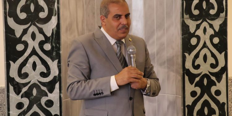 رئيس جامعة الأزهر يشيد بجهود كلية الصيدلة ويؤكد أن رمضان شهر الانتصارات