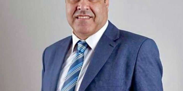 مجلس جامعة الأزهر يقدم التهنئة للدكتور أحمد ليلة برئاسة المهن الطبية للأدوية