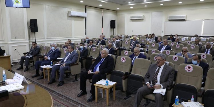 المجلس الأعلى للجامعات يقر قواعد معادلة شهادات الطلاب من الجامعات الأجنبية