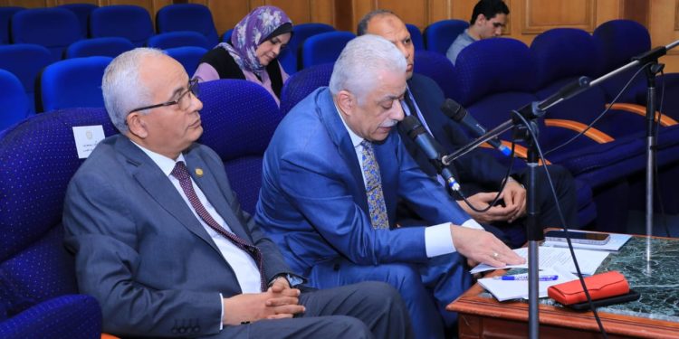 لخريجي الإعدادية.. المستندات المطلوبة للتقديم للأول الثانوي 2023