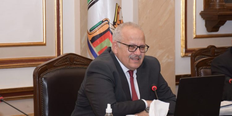 الدكتور محمد عثمان الخشت رئيس جامعة القاهرة