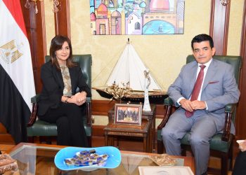 وزيرة الهجرة تلتقي مدير منظمة العالم الإسلامي "إيسيسكو"