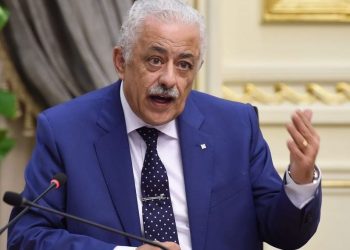 بسبب التابلت.. شوقي يعلق على مطالبات محاسبته بتهمة إهدار المال العام