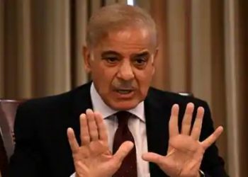 رئيس الوزراء الباكستاني يدين اغتيال شيرين أبو عاقلة