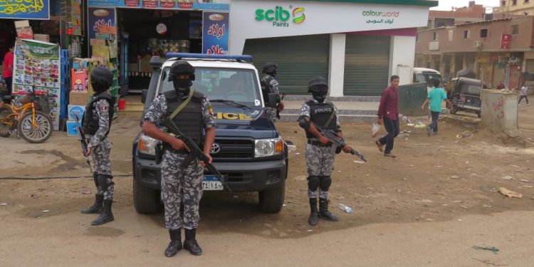 بطعنة في الصدر.. طفلة صومالية تنهى حياة سائق حاول اغتصابها