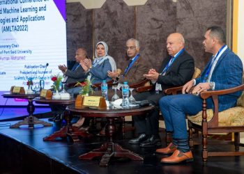 رئيس جامعة بورسعيد: نسير بخطى علمية لتحقيق رؤية 2030 والدخول في ثورة الذكاء الاصطناعي