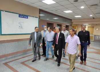 مستشفى قنا الجامعي يستقبل 485 حالة مرضية في أول أيام عيد الفطر