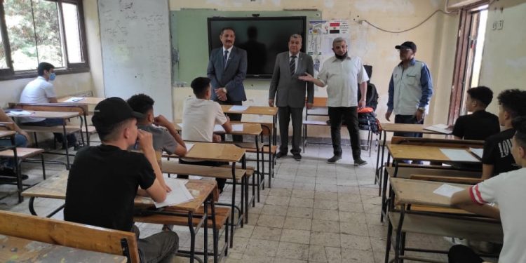 إصابة 7 طالبات إعدادي بكفر الزيات بتسمم ونقلهم للمستشفى