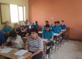  أولياء أمور مصر: نطالب بالتحقيق في تسريب امتحانات الثاني الثانوى وتوفير مسودة