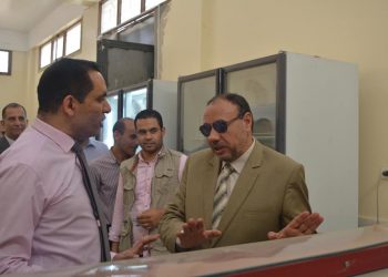 نائب رئيس جامعة الأزهر يتفقد تجهيزات معمل منتجات الألبان التابع لمركز البحوث الزراعية ومنتجاتها التابع لكلية الزراعة