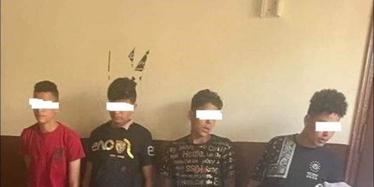 أعمارهم بين 13: 15 عامًا.. النيابة تأمر بإيداع 10 متهمين بالتحرش بفتاتين أجنبيتين بالهرم بدور الرعاية