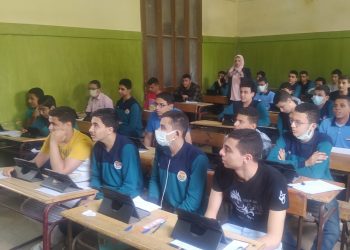 التعليم: جميع الطلاب دخلوا منصة الامتحان بسهولة اليوم ولم تتلقى أى شكاوى