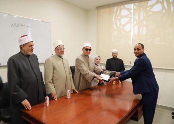 «البحوث الإسلامية» يكرّم الفائزين في مسابقة «الجائزة» ويؤكد: تفاعل الجمهور يعكس وعيه وحرصه على المعرفة