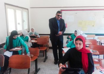 تعليم بورسعيد: 100% من طلاب الثاني الثانوي امتحنوا تطبيقات الرياضيات والجغرافيا 
