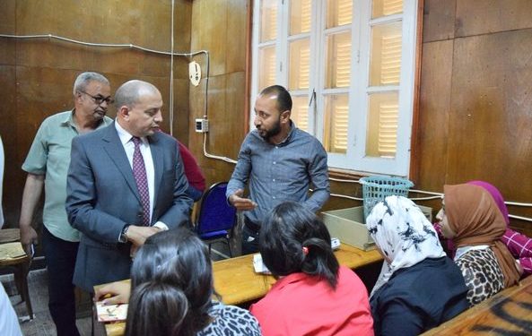 رئيس جامعة بني سويف يتفقد الحرم الجامعي ويوجه بالتيسير على الطلاب
