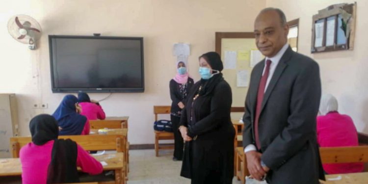 طلاب الثانى الثانوى العام ببورسعيد أدوا امتحان اللغة الأجنبية بنسبة تمكن 100%