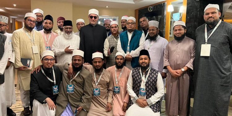 أمين «البحوث الإسلامية»: رسالة الأزهر وتوجيهات الإمام الأكبر بإثراء الحوار الفكري وإقرار التعايش السلمي بين جميع الشعوب أمانة في أيديكم