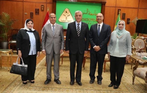 رئيس جامعة المنوفية يلتقى بأعضاء لجنة قطاع «التربية للطفولة المبكرة بالأعلى للجامعات»