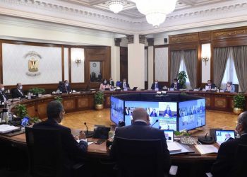 الحكومة توافق على تخفيض مصروفات الطلاب الوافدين بالجامعات