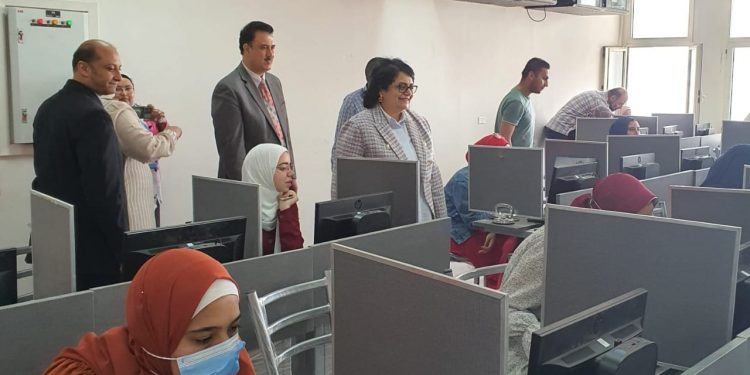 بدء الاختبارات الإلكترونية التجريبية لكليات القطاع الطبى بجامعة المنوفية