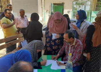 جامعة السويس تنظم قافلة لمحو الأمية