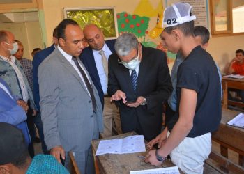 إيقاف رئيس لجنة وتحويلها لخاصة بالتصحيح في إعدادية المنيا