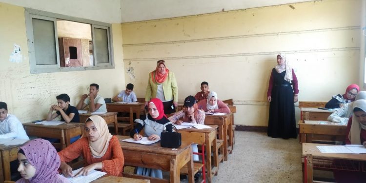 99.23 % نسبة حضور الشهادة الإعدادية ببورسعيد لأداء امتحانات اليوم