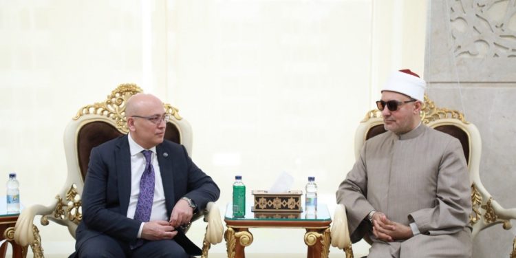 أمين «البحوث الإسلامية» يلتقي وفدًا من «أوزباكستان» ويناقشان التعاون العلمي وتدريب الأئمة على مواجهة الفكر المتطرف
