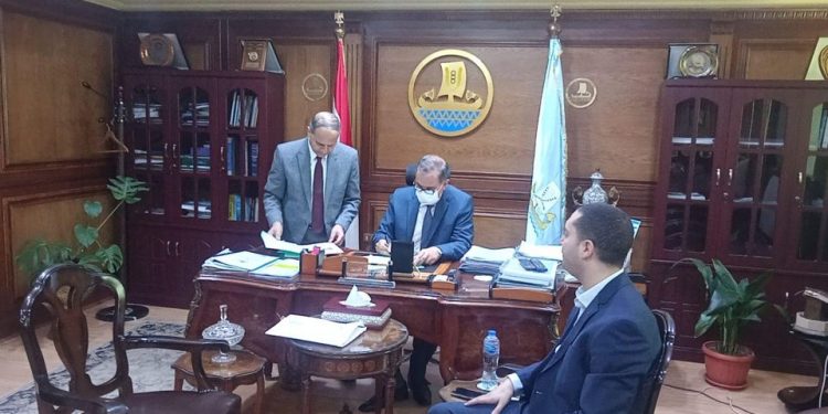 محافظ كفر الشيخ يعتمد نتيجة الشهادة الإعدادية بنسبة 78.83%