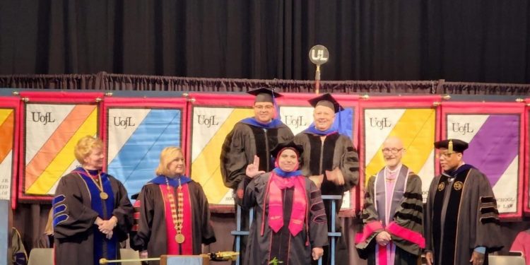 هبه قنديل تفوز بجائزة أفضل رسالة دكتوراه من جامعة لويزفيل الأمريكية