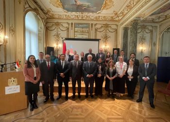 نائب وزير التعليم العالي  يبحث التعاون مع ممثلي الجامعات البريطانية