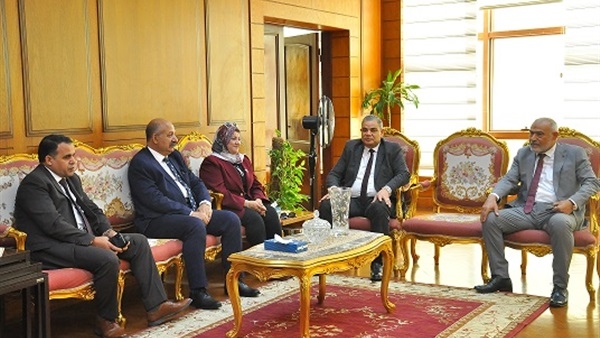 رئيس جامعة كفرالشيخ يستقبل فريق هيئة جودة التعليم