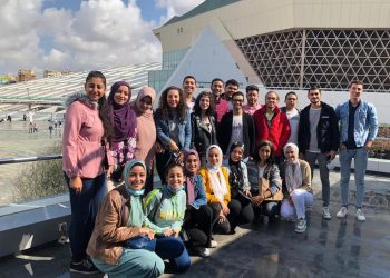 مذكرة تفاهم بين الجامعة الأمريكية ووزارة التضامن لدعم برنامج المنح