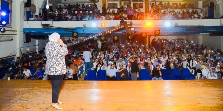 لا تعمل بأي مدرسة خاصة أو حكومية.. تفاصيل القبض على مٌدرسة أحياء "الجاردات"
