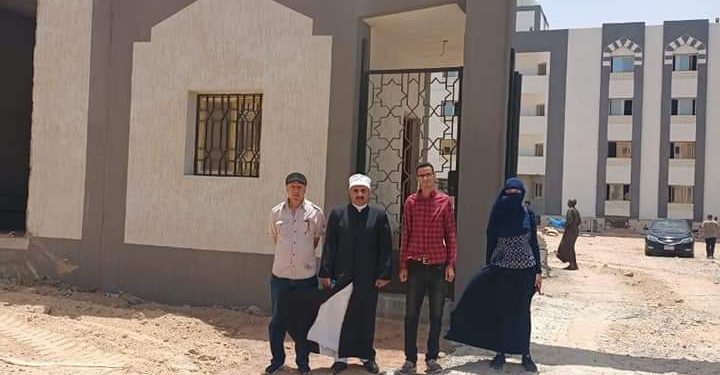 رئيس البحر الأحمر الأزهرية يتابع نزل شباب الغردقة