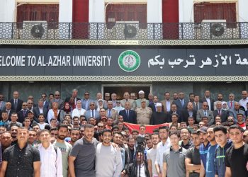 ﻿المحرصاوي يعلن اصطفاف جامعة الأزهر صفًّا واحدًا دعمًا للقوات المسلحة والشرطة في حربهما على الإرهاب