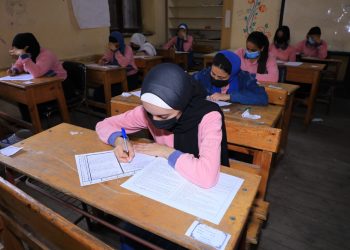 «شوقي»: ألغينا النماذج والإجابات النموذجية من قاموس التعليم المصري