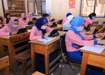 ضوابط عقد امتحانات المواد خارج المجموع للأول والثاني الثانوي 2023