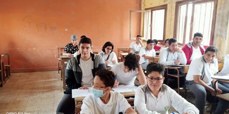 متى يلغى الامتحان للطالب في جميع المواد؟